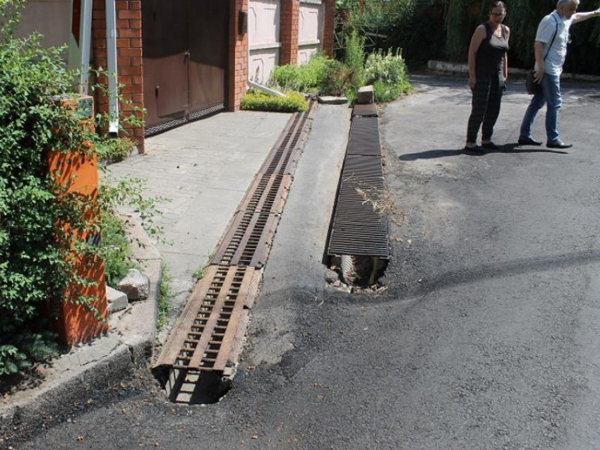 Воронежцы жалуются на потопы из-за плохо работающей ливневки 