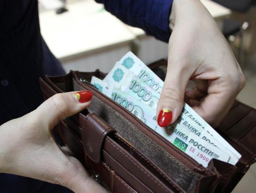 Воронежские работодатели находят деньги на зарплаты на предварительном следствии