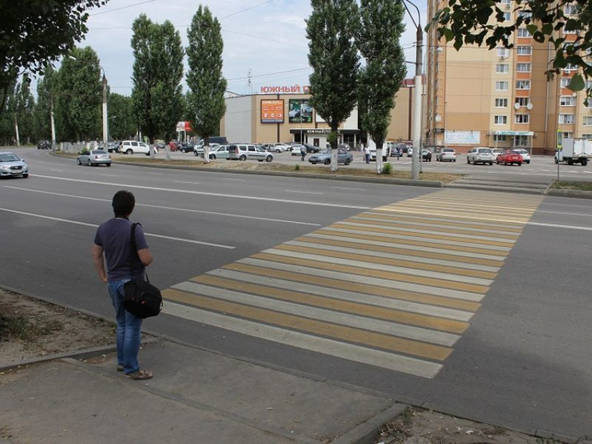 Все пешеходные переходы Воронежа планируют сделать регулируемыми