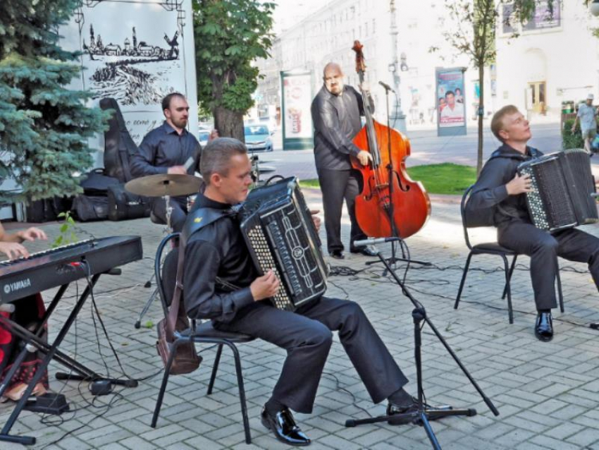 В воронежском сквере пройдут бесплатные концерты