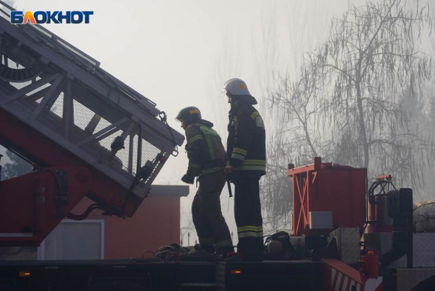 Жилой дом сгорел дотла в Воронеже