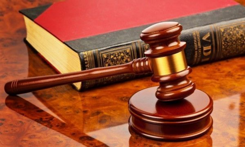 В Воронежском областном суде присяжные вынесут приговор главарю вооруженной банды