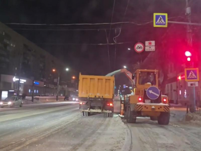 Сколько снега вывезли из Воронежа в конце рабочей недели