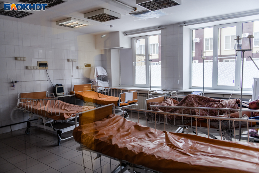 Ковидные койки уже закрыли в большинстве больниц Воронежской области