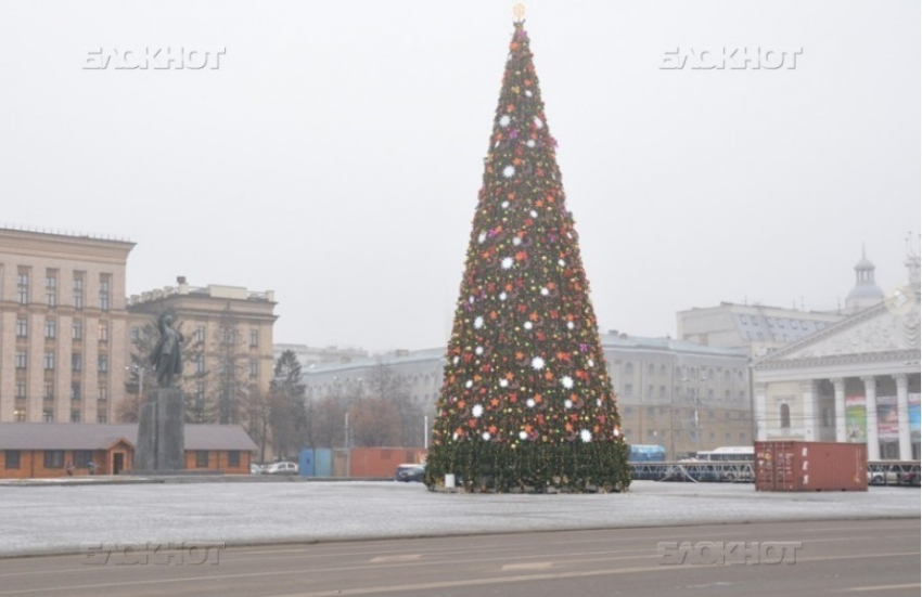 Елка на площади Ленина в Воронеже 2015 - открытие