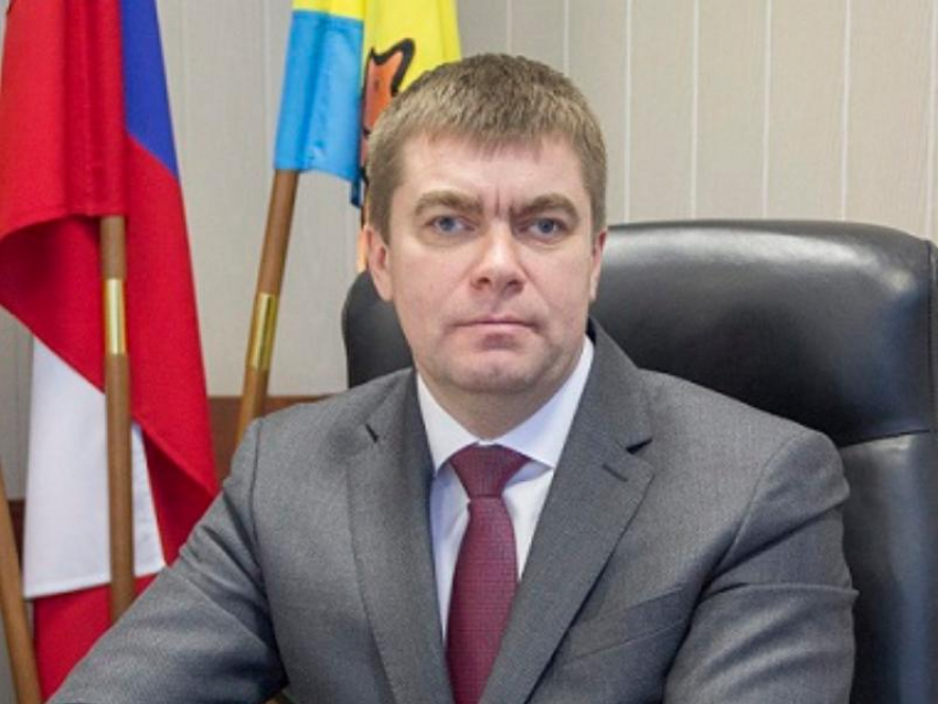 В правительстве России разрешили воронежским чиновникам купить «социальную» иномарку за 2,5 млн