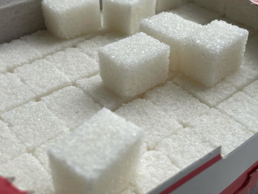Троих воронежцев осудили за кражу сахара с завода 