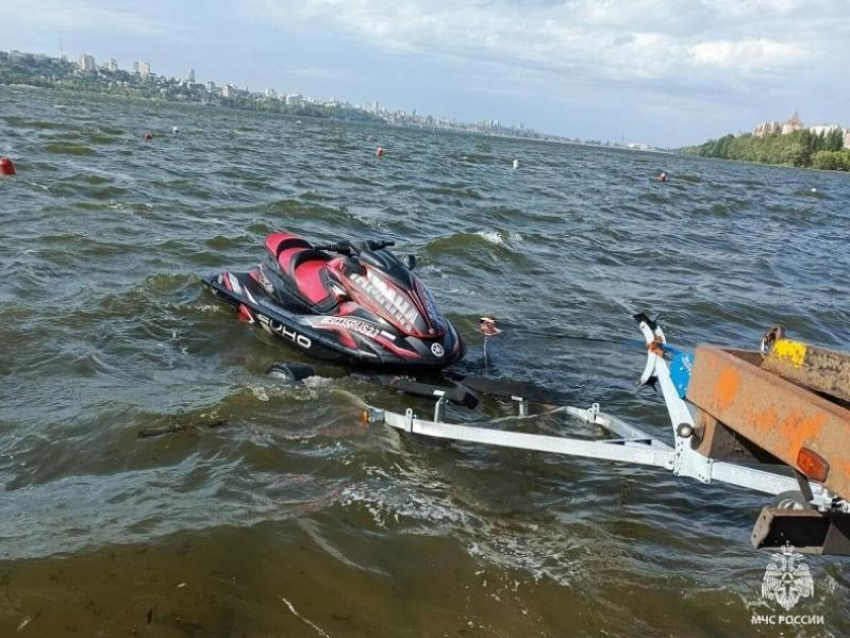 Пьяного гидроциклиста задержали в воронежском водохранилище  