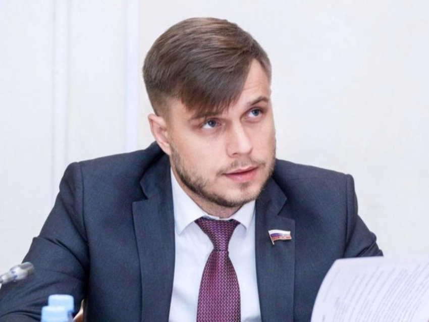 Не нужно давить на людей: в Госдуме выступили против запрета звонков через иностранные мессенджеры