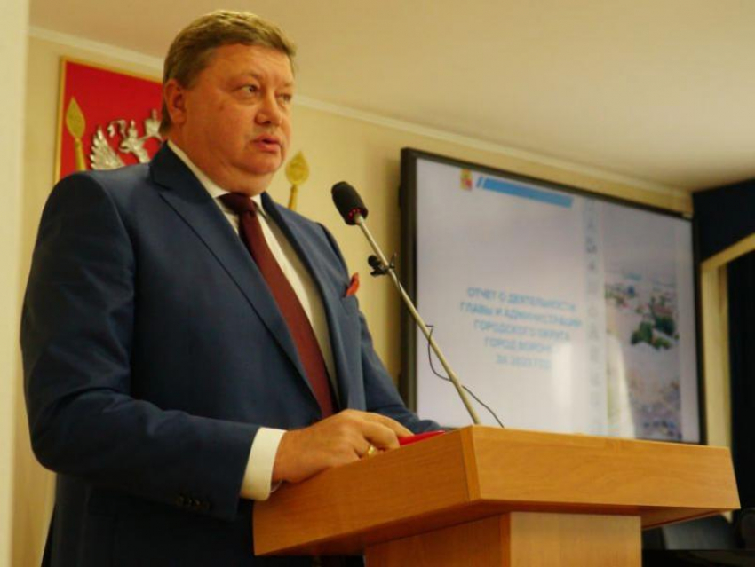 Сколько зарабатывает ректор и депутат Воргордумы Александр Сысоев 