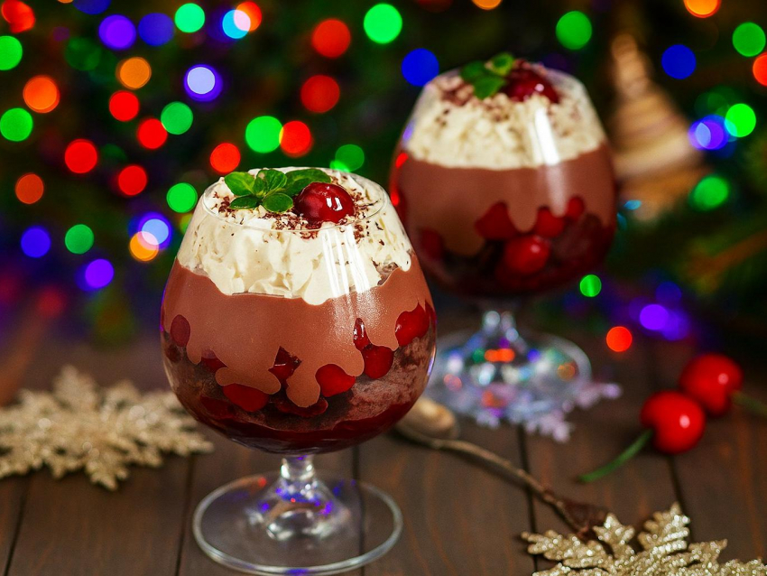 Что приготовить к Новому году: трайфл «Вишневый подарок"