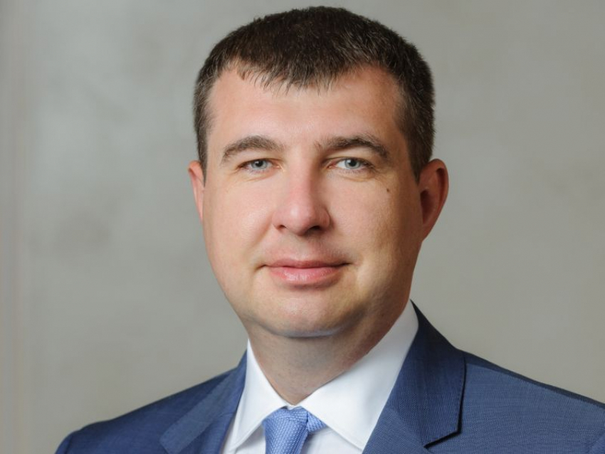 Первый зампред правительства Воронежской области Данил Кустов отмечает 44-й день рождения