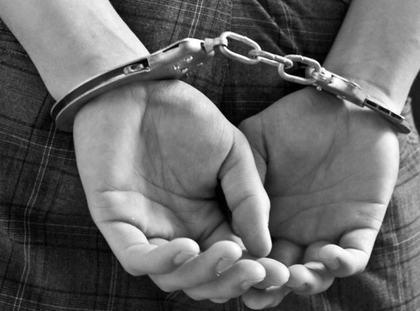 В Воронеже охранник кафе лишил глаза буйного посетителя 