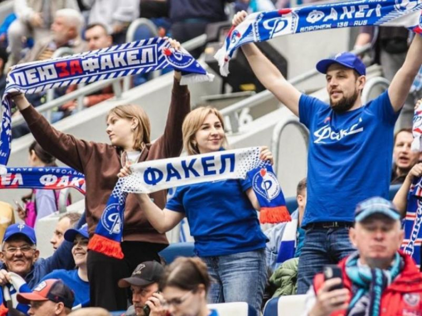 Абонементы на игры воронежского «Факела» подорожали на 50%