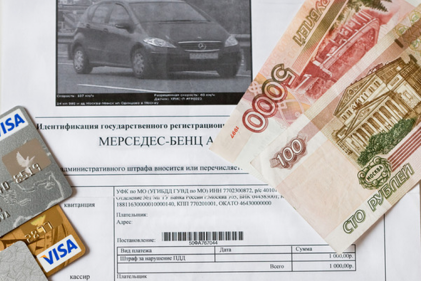 Приставы без предупреждения списали 128 тысяч рублей со счета воронежского бизнесмена за штрафы ГИБДД 