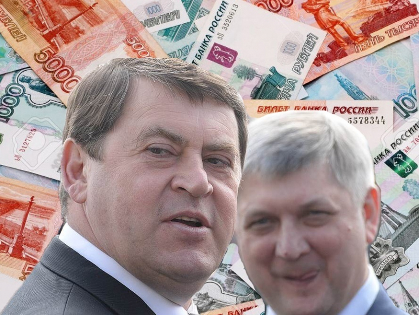 Пенсии золотых воронежских чиновников проедают новые больницы и детские сады