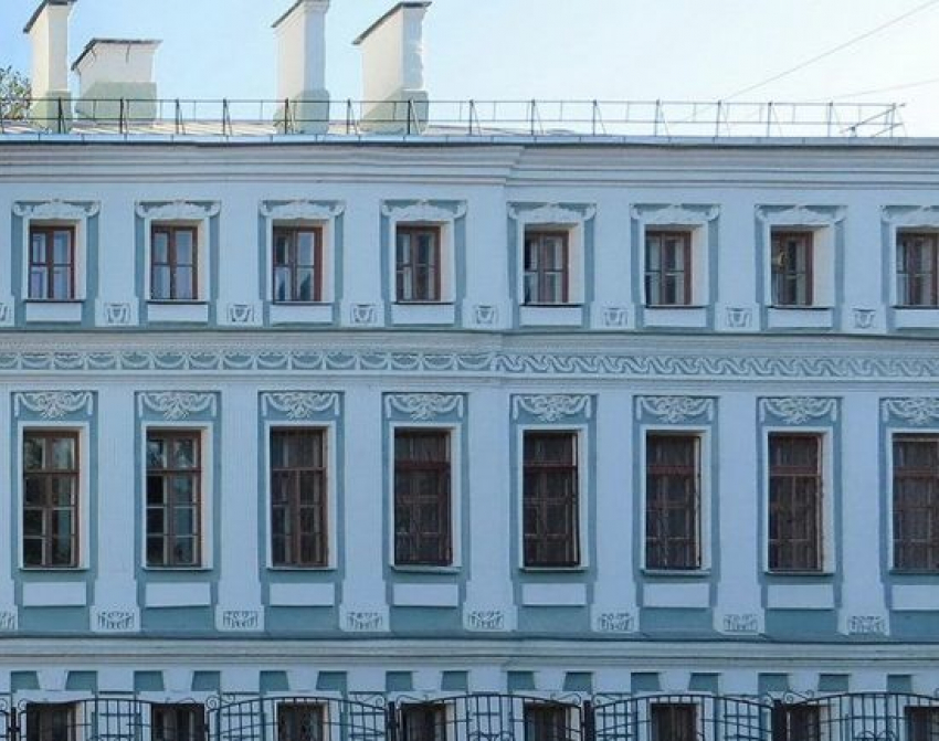 Воронежцы знакомились с певицей сельской интеллигенции на ее тематической выставке