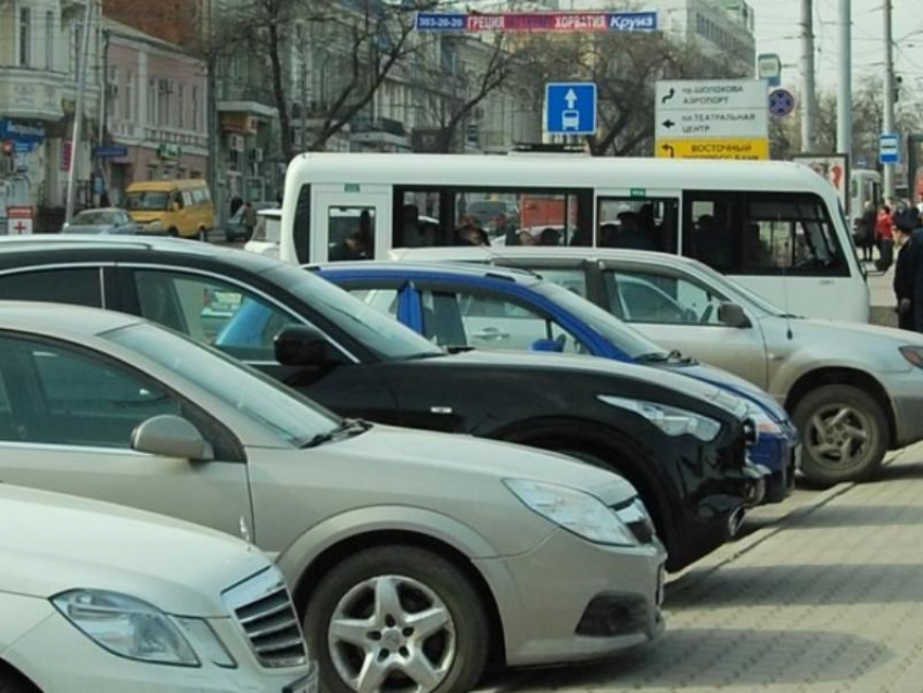 20 декабря запретят парковку в центре Воронежа 