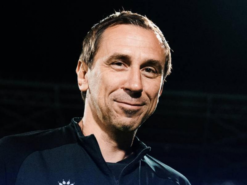 Обзывавший арбитра «чучелом» тренер ушел из «Факела"