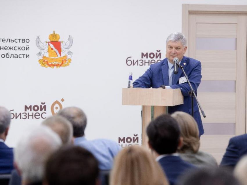 Воронежский губернатор Гусев попал в санкционные списки Канады 