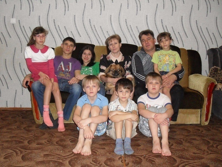 После просмотра фильма «Кука» семья в Воронежской области решила взять 5 детей