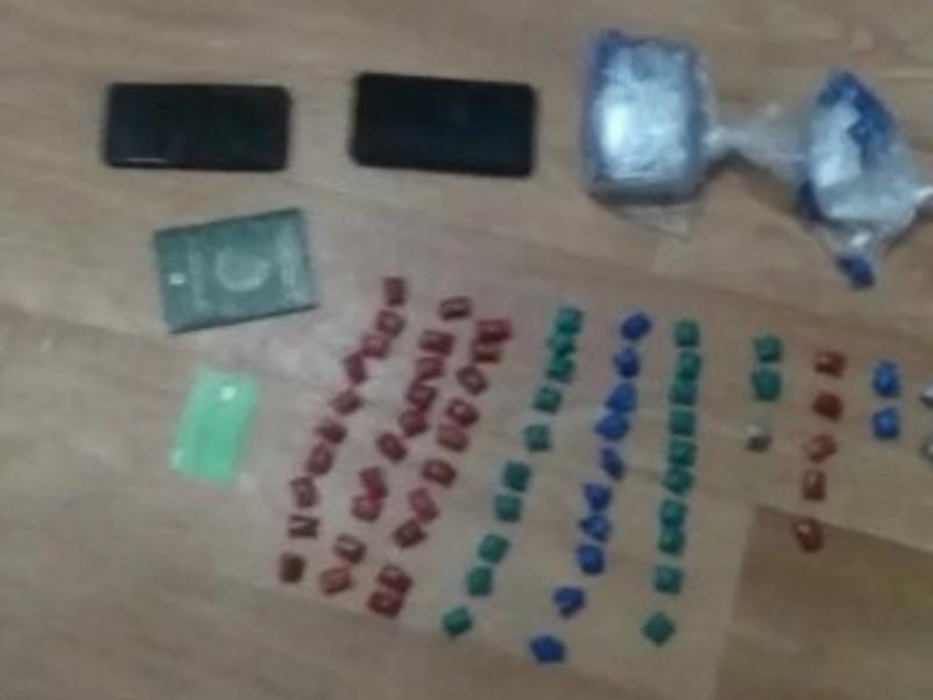 Полицейские нашли «клад» в одной из квартир Воронежа