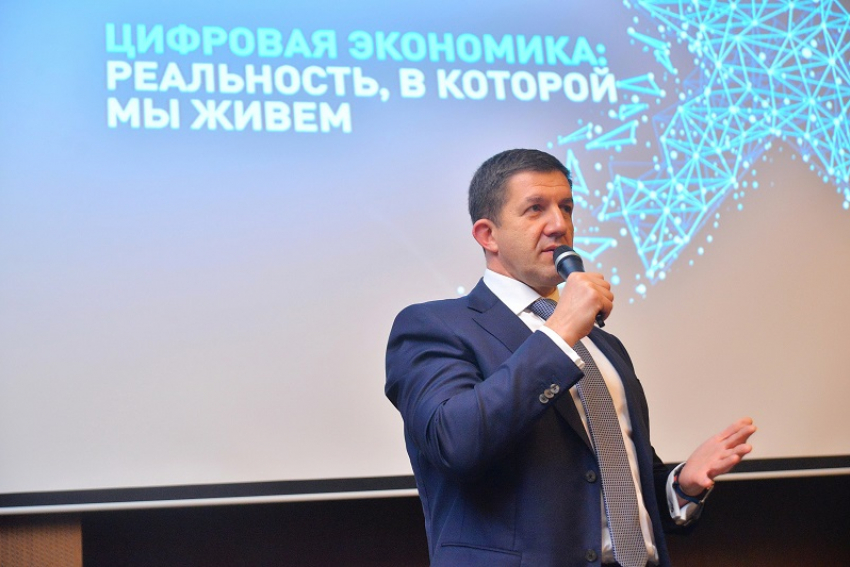 Глава «Ростелекома» впервые встретился с корпоративными клиентами в Воронеже