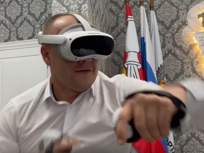 Как воронежский министр махал кулаками в невидимого для всех вокруг соперника