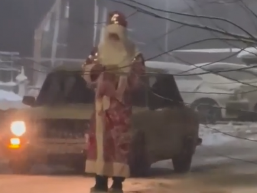 Что делал Дед Мороз в новогоднюю ночь в Воронеже 