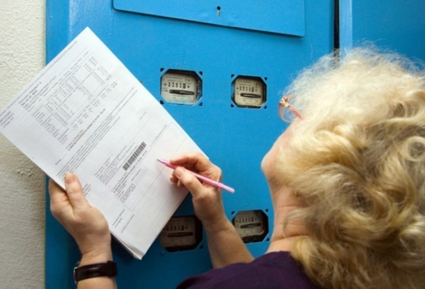 В Воронеже жителям незаконно начисляли оплату за свет