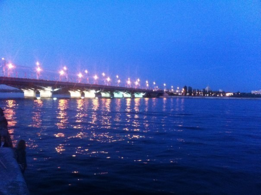 В Воронеже умер 22-летний молодой человек, спрыгнувший с Чернавского моста