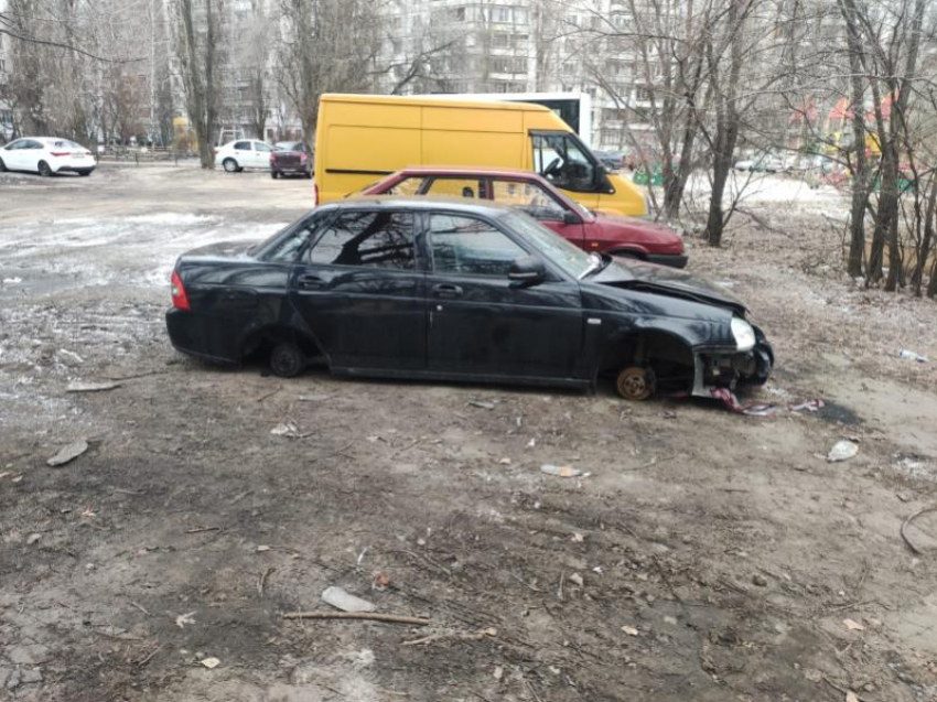 В Воронеже поймали преступника-разувателя