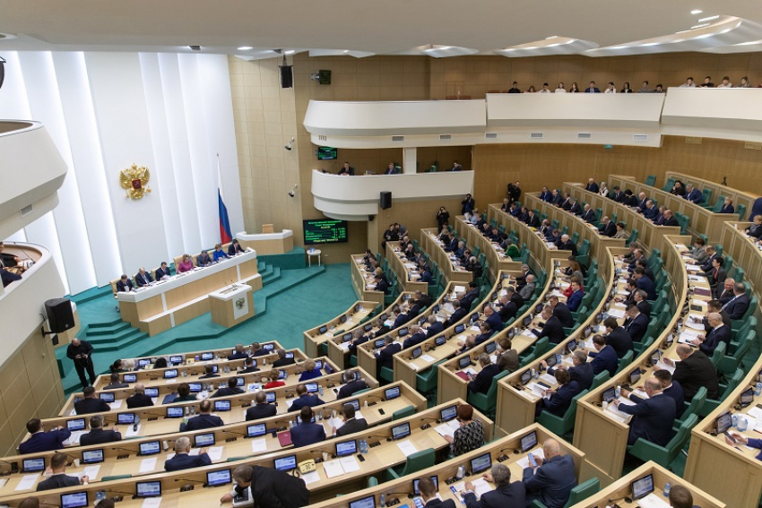 Сенатор Сергей Лукин: Парламентарии единогласно поддержали закон о бесплатном горячем питании школьников начальных классов 