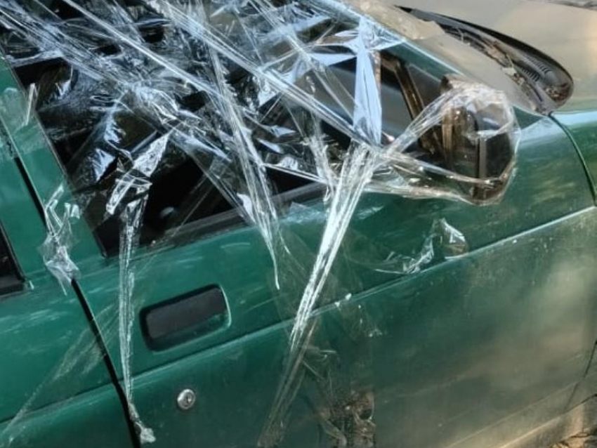 Мэр Воронежа показал последствия атаки БПЛА 