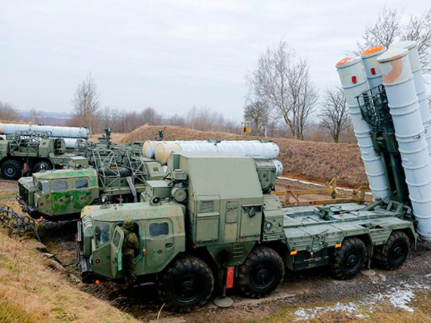 Комплекс фаворит. С-300пм1. Зенитная ракетная система с-300-ПМ. С-300 зенитный ракетный комплекс Фаворит. S300 ПВО.