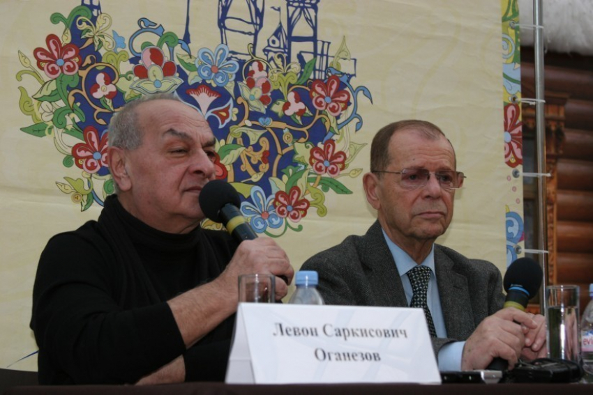 Левон Оганезов и Аркадий Арканов: в Воронеже самые красивые девушки