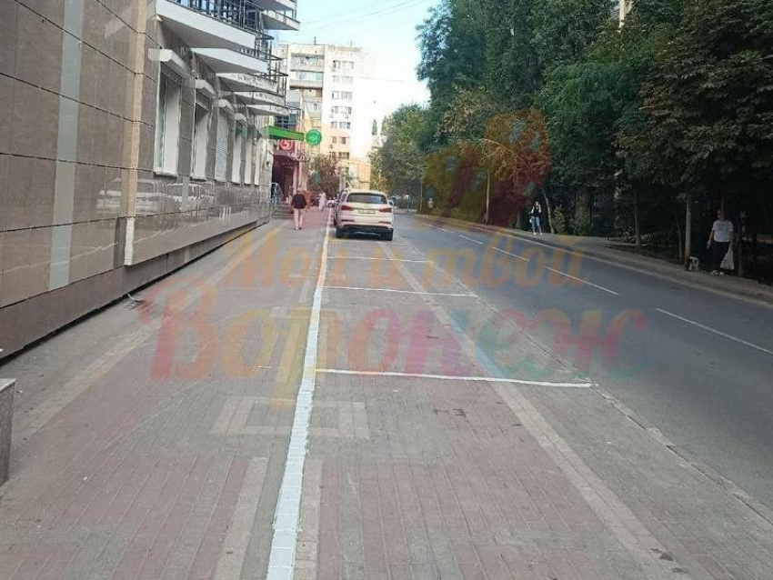 "Платить за бардак?» – платная парковка в центре города разгневала воронежцев