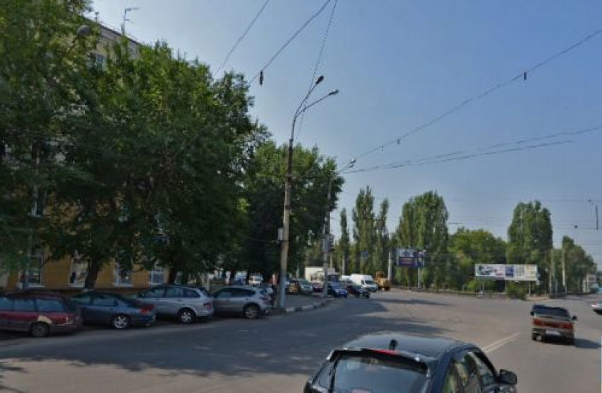 В Воронеже на полчаса будет приостановлено движение на пересечении двух улиц