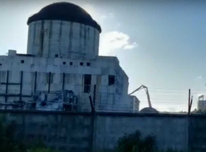 Уничтожение гигантской Шиловской ВАСТ сняли на видео в Воронеже