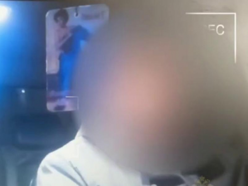 "Вы бы знали, в какой я жопе": самокритичный водитель пожаловался воронежским полицейским