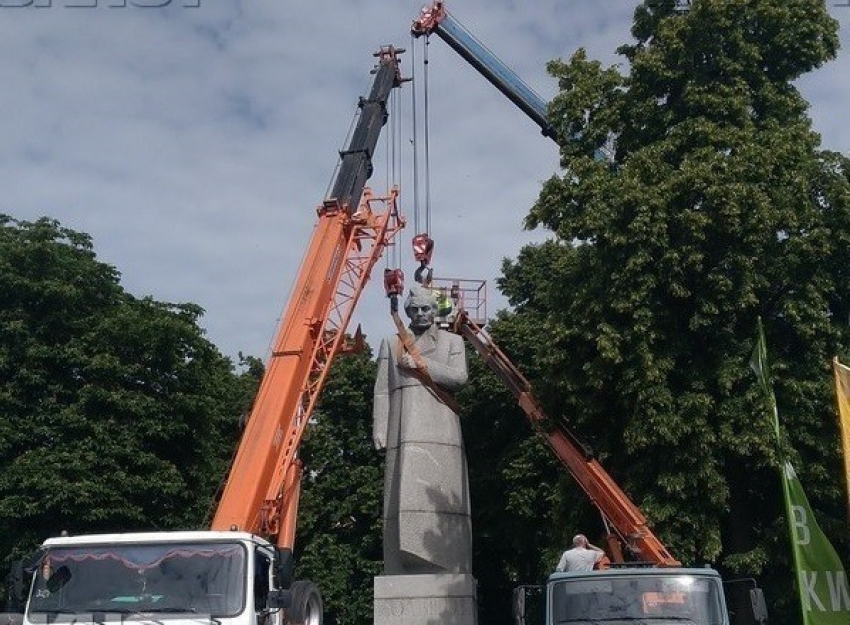 В Воронеже выбрали подрядчика по установке памятника Алексею Кольцову
