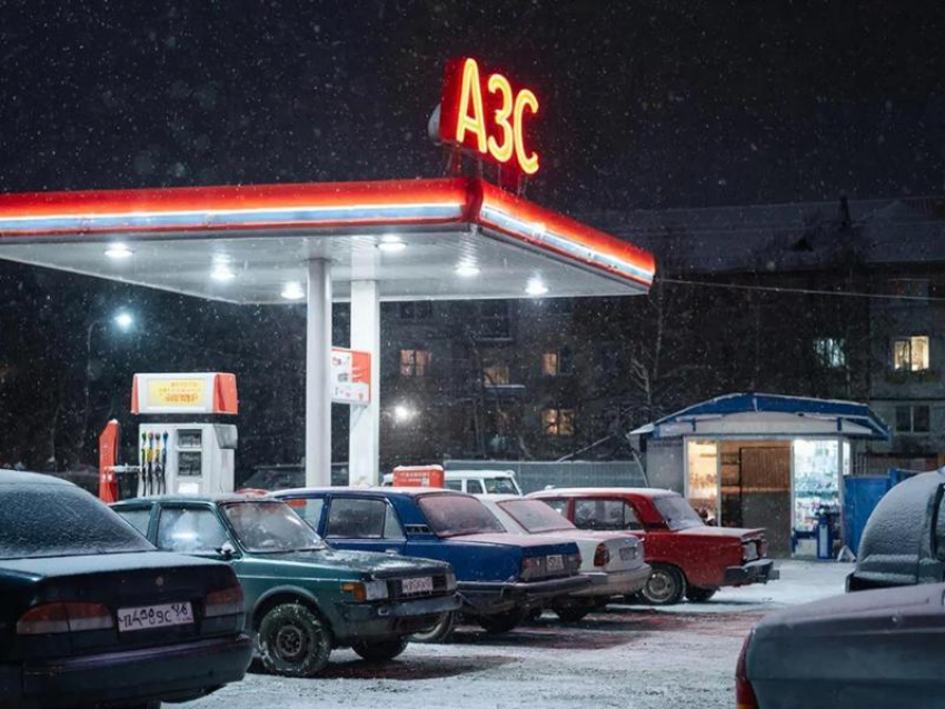 Цены на бензин рванули вниз в Воронеже, несмотря на конфликт в Персидском заливе 