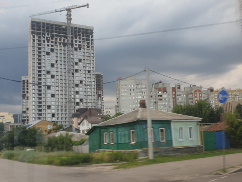 Без жилья остался мальчик-сирота из Воронежской области