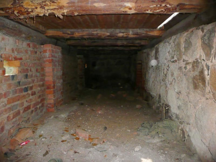 В подвале воронежской многоэтажки нашли скелет человека 