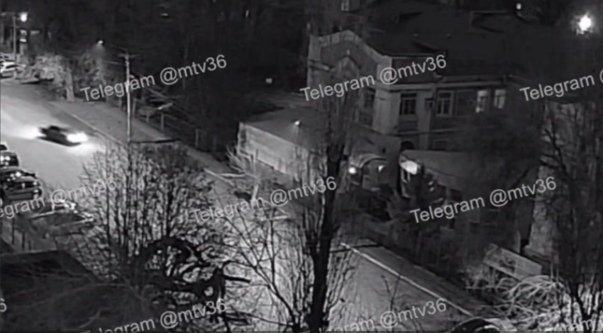 Безумные гонки в ночи попали на видео в Воронеже