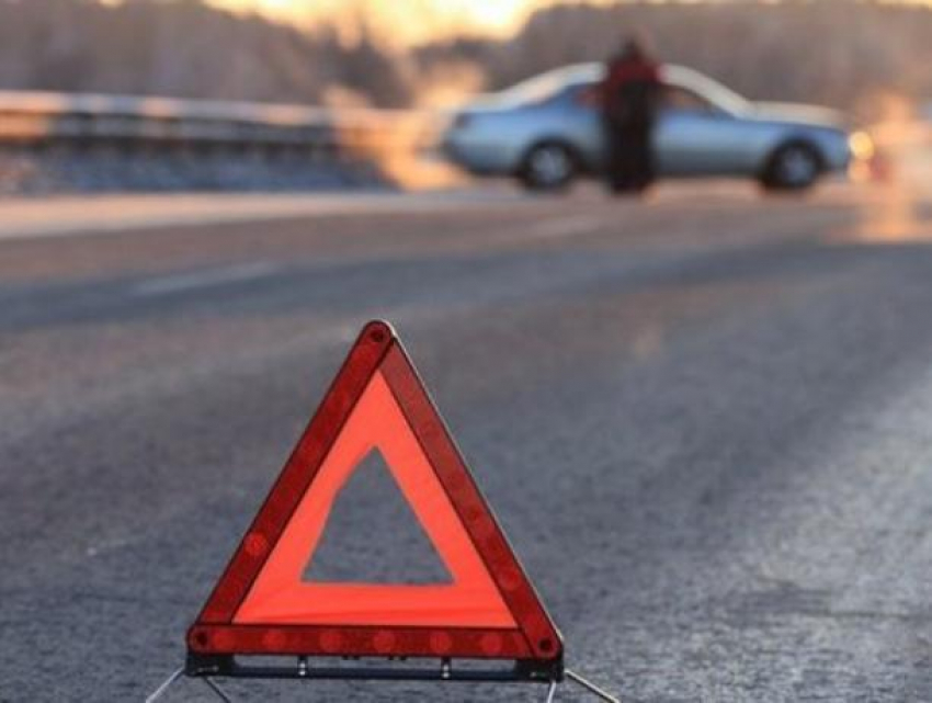 Водитель и пассажир «семерки» погибли в столкновении с BMW в Воронежской области