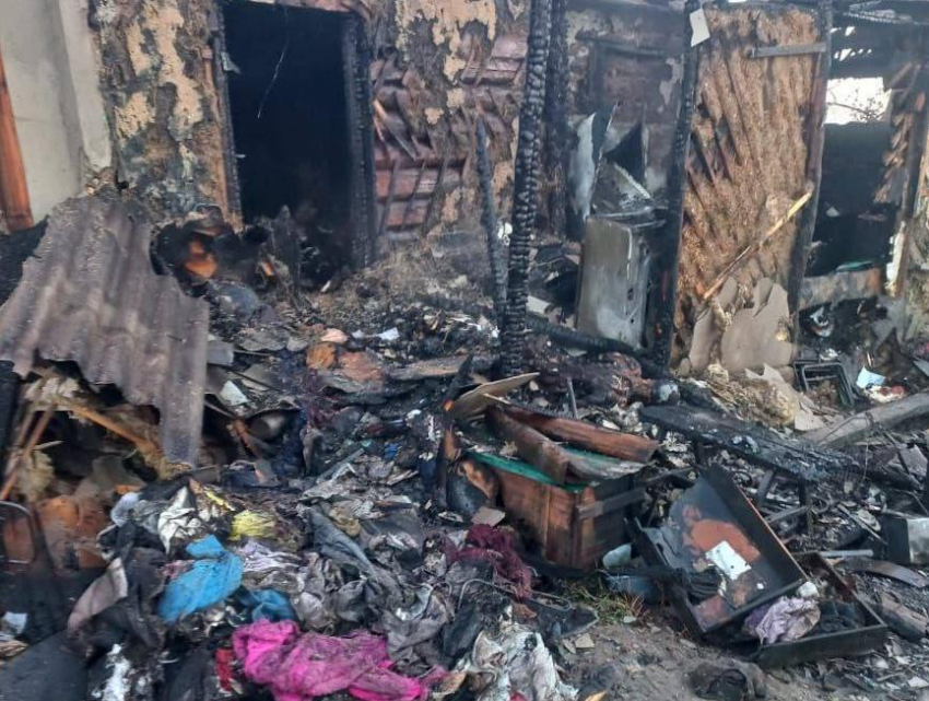 Пожар унес жизни двух человек в Воронежской области 