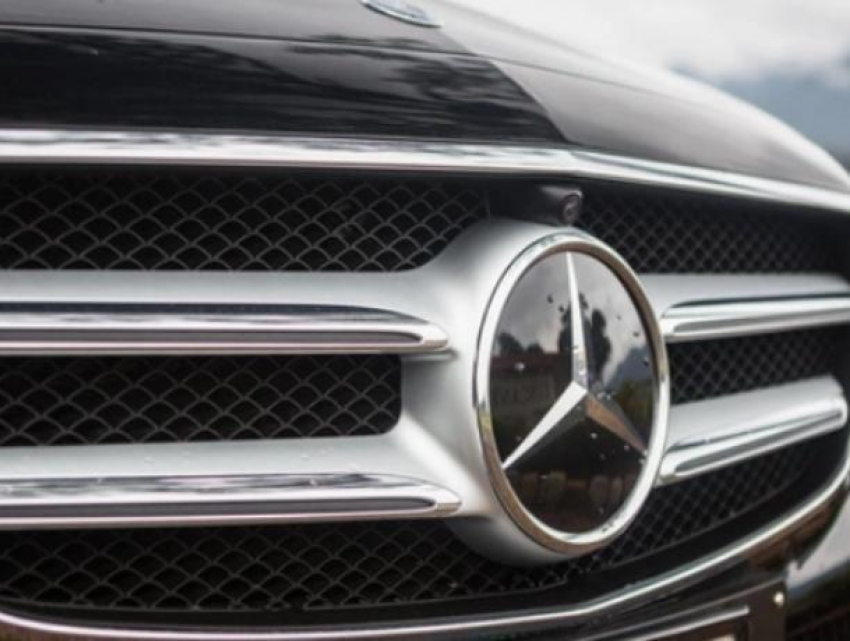 «Гонщик» на Mercedes-Benz устроил смертельное ДТП на воронежской трассе