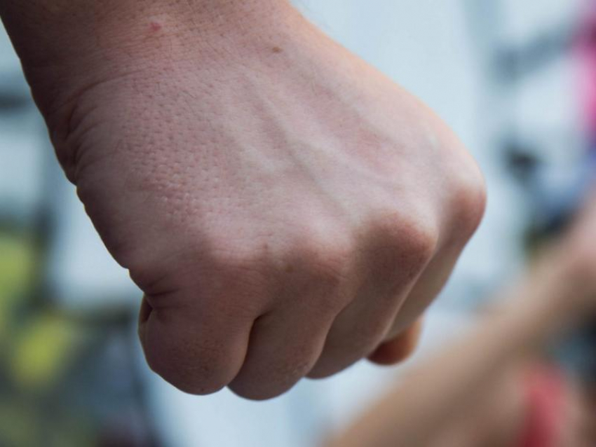 Компания друзей получила сроки за массовое избиение воронежца у «Барак О’Мама»