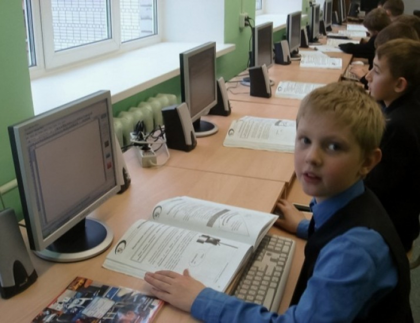 Воронежские чиновники отчитались за деньги, выделенные на модернизацию образования